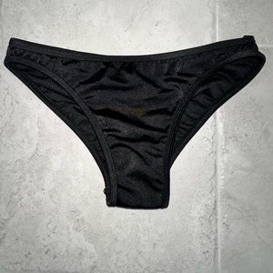 NEW Frederick’s of Hollywood swim bottoms.